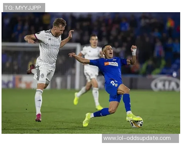 欧联杯阿森纳大胜莱比锡战术解析与比赛精彩瞬间回顾